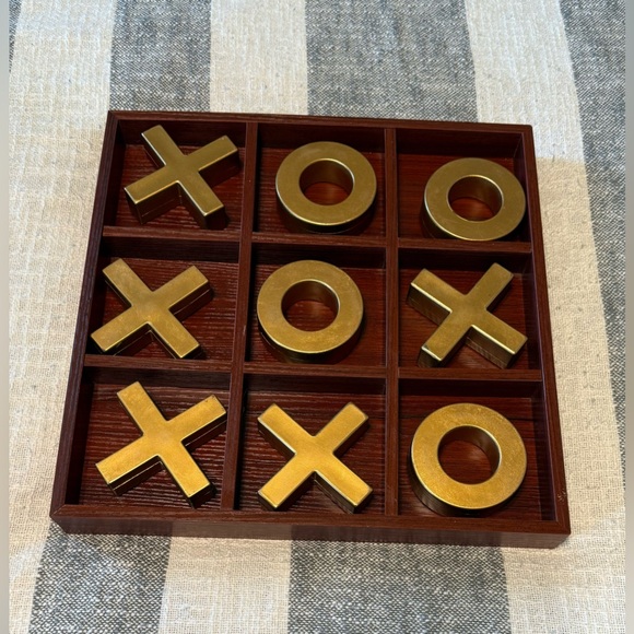Jumbo Tic Tac Toe Game Wooden with Gold Letters 
2017 Merchsource - Picture 1 of 9